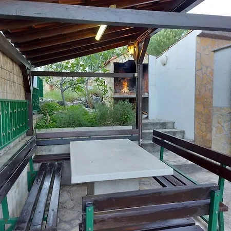 Tatjana Apartment Okrug Gornji